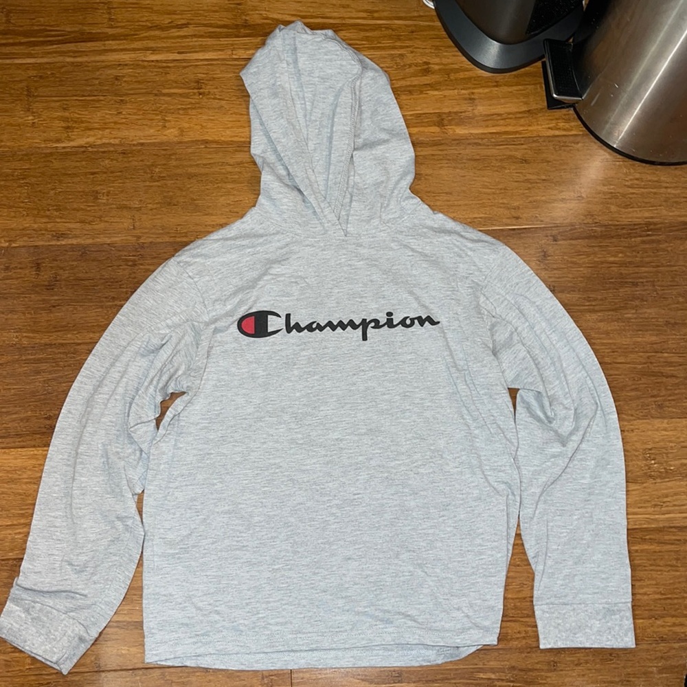 Grey champion pullover